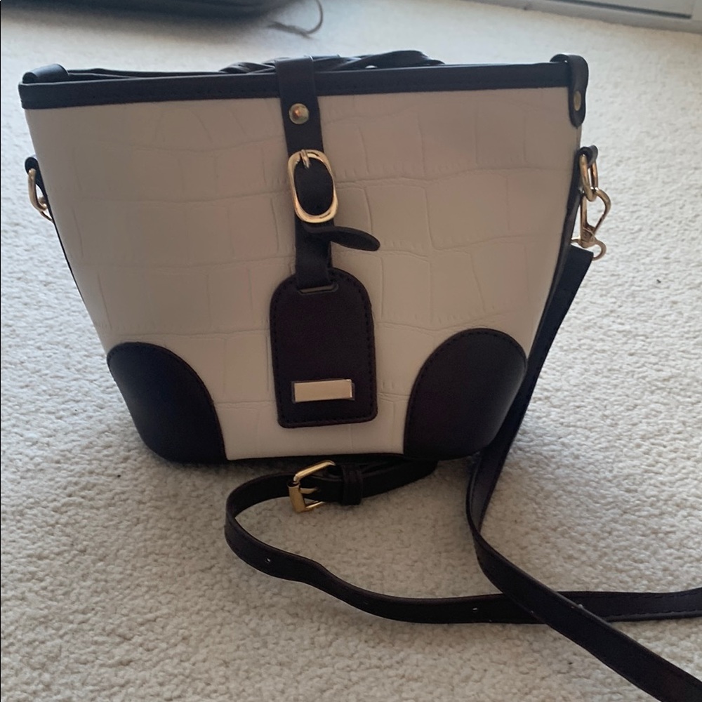 Elegant White and Black Women's Bag